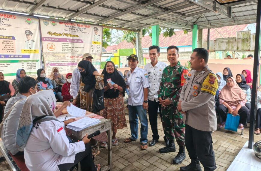 BABINSA KORAMIL 0104/CIMANUK LAKSANAKAN PENDAMPINGAN PENYALURAN BLTS&hellip;