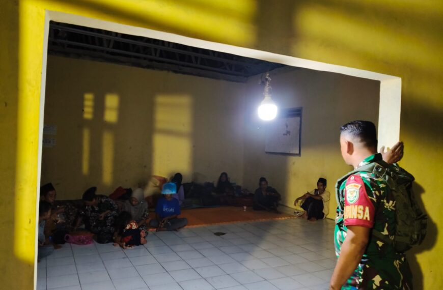 Kodim 0602/Serang Lakukan Evakuasi Longsor&hellip;