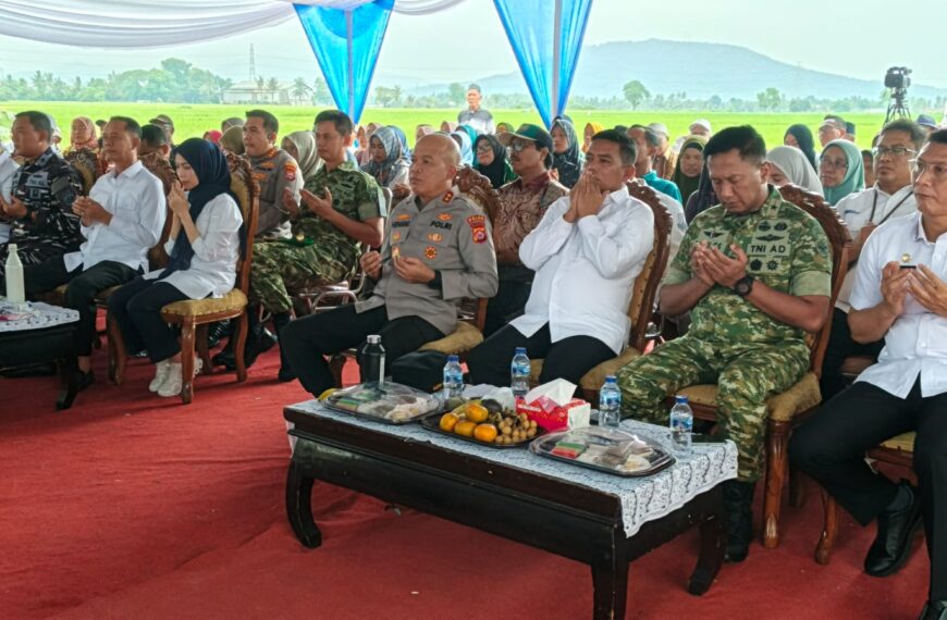 Dandim 0602/Serang Hadiri Panen Raya&hellip;