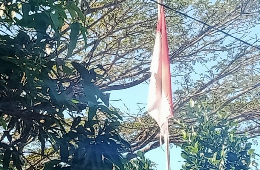 Bendera Merah Putih Sobek Masih…