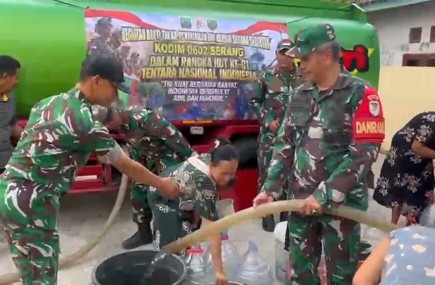 Sambut HUT ke-81 TNI, Koramil Kragilan Salurkan…